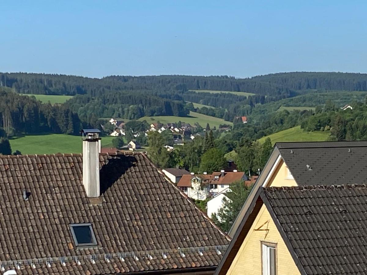 Apartamento Schwarzwaldblick St. Georgen im Schwarzwald Exterior foto